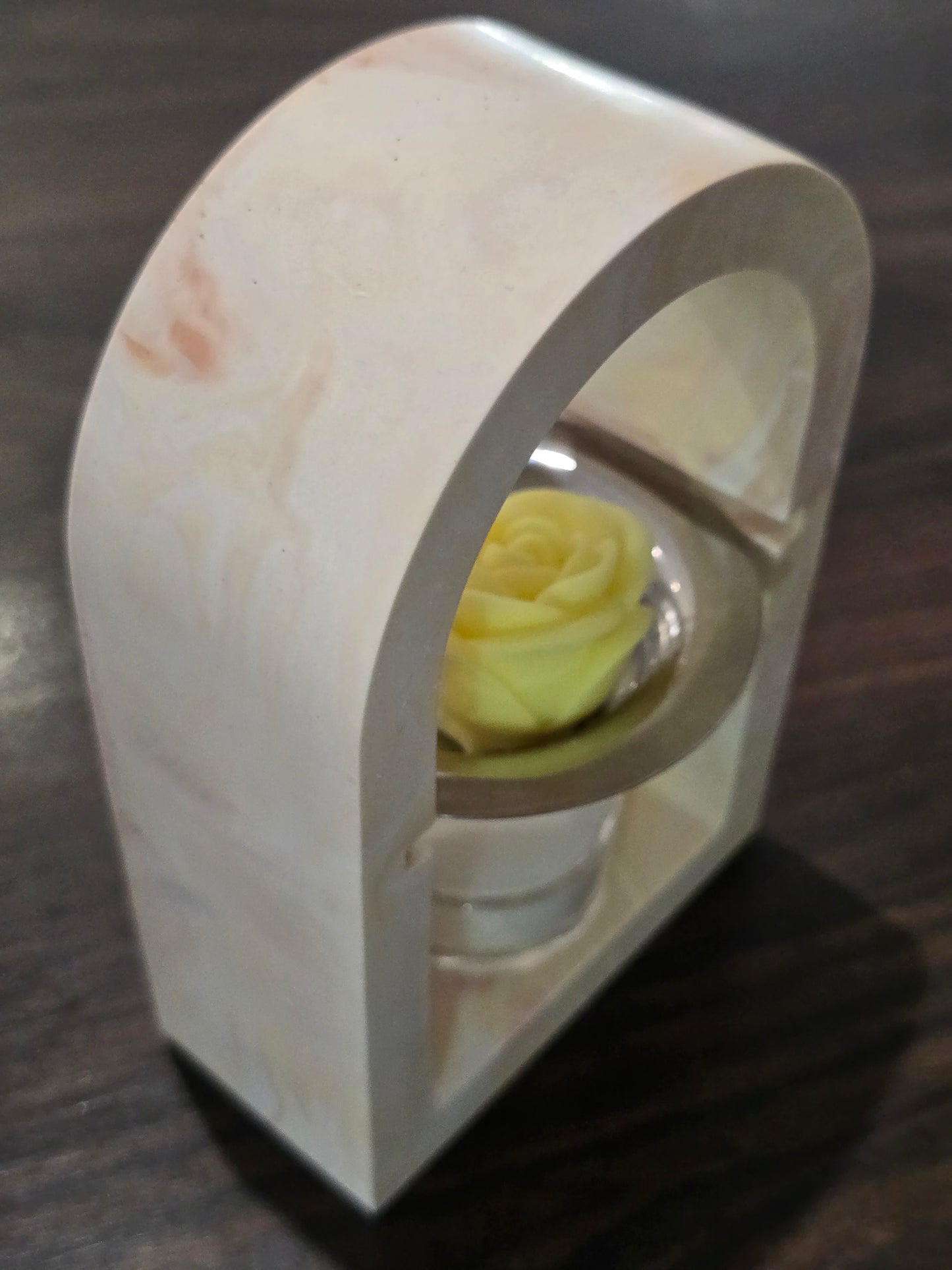 Bruleur de fondant en jesmonite
